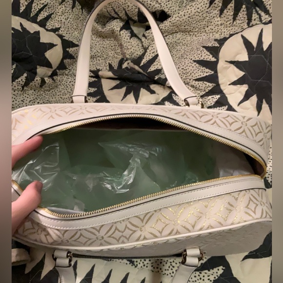 NWT Michael Kors • Jet Set Travel XL Metallic Logo Jaquard (light cream) - Picture 14 of 15